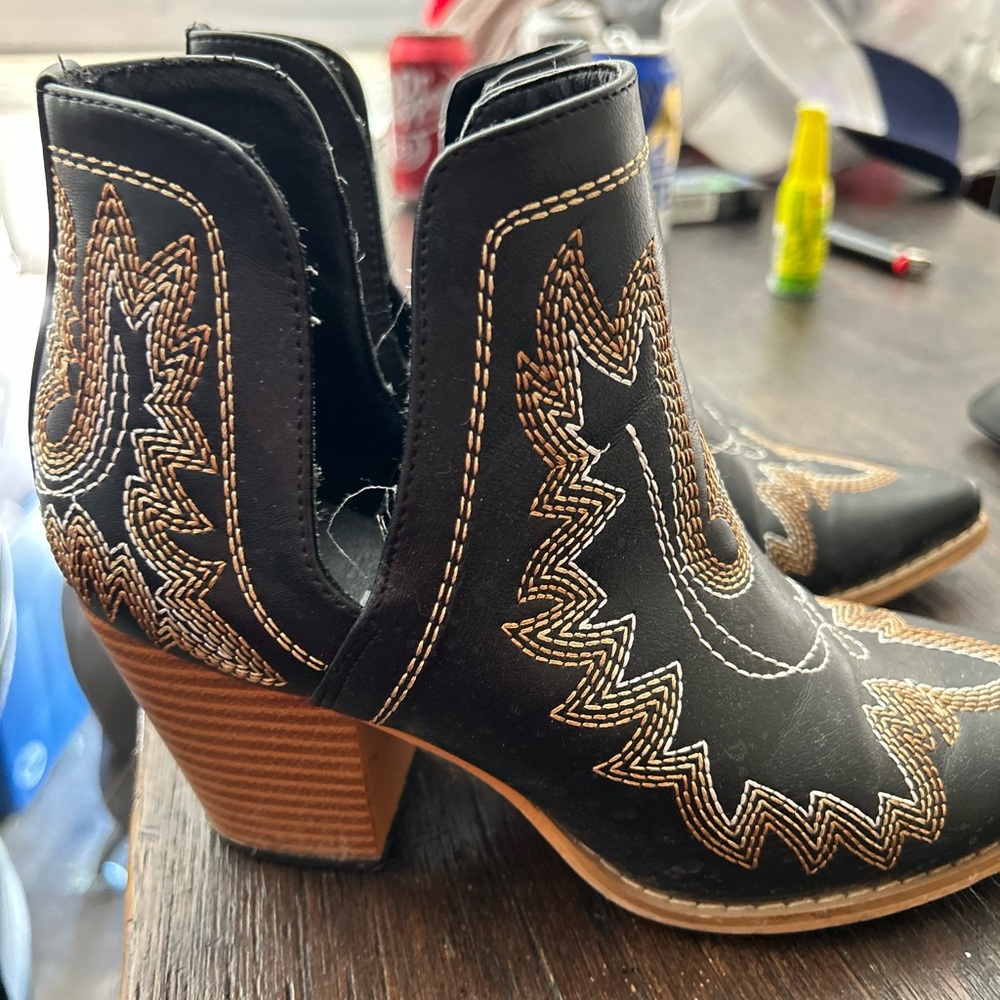 Stylish Black Embroidered Ankle Boots